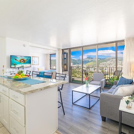 Waikiki Escapade Mountain Views Condo, Steps To Beach With Parking Perk โฮโนลูลู ภายนอก รูปภาพ