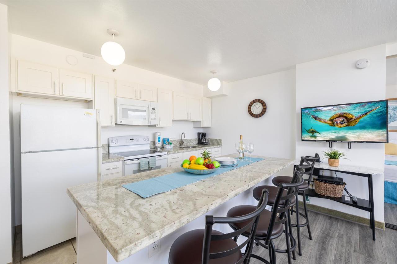 Waikiki Escapade Mountain Views Condo, Steps To Beach With Parking Perk โฮโนลูลู ภายนอก รูปภาพ